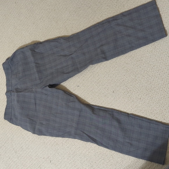 Dress pants - Picture 2 of 3